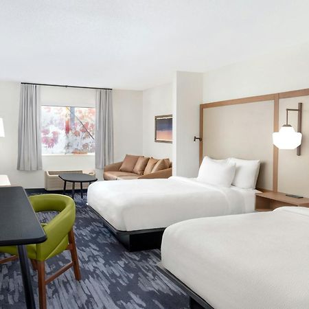 Fairfield Inn & Suites Saginaw Exterior photo
