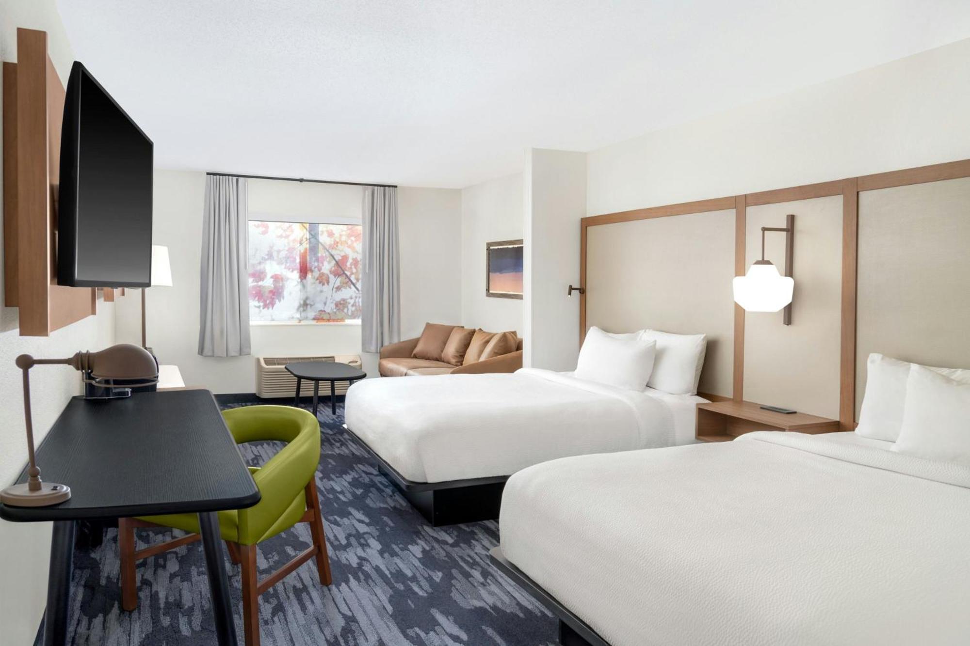 Fairfield Inn & Suites Saginaw Exterior photo